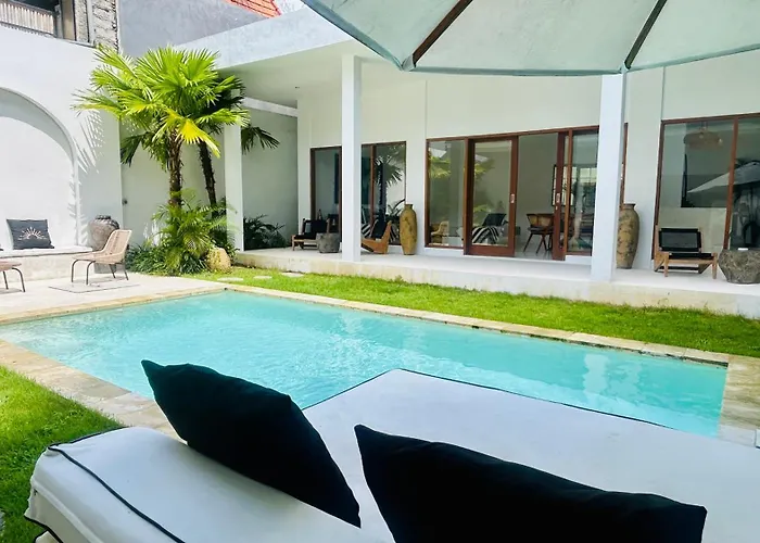Modern And Stylish 2 Bedroom فيلة أوبود