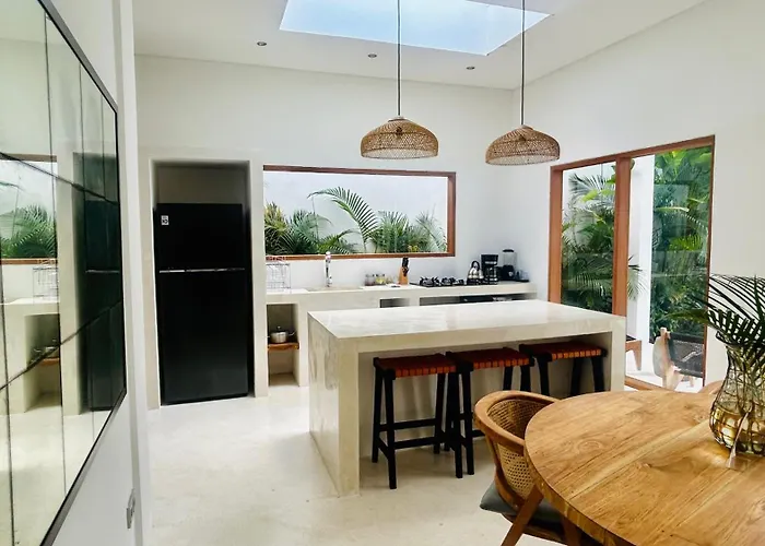 Modern And Stylish 2 Bedroom فيلة أوبود