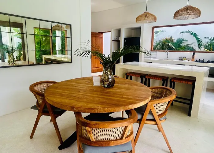 Modern And Stylish 2 Bedroom فيلة