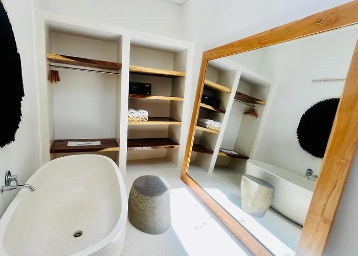 Villa Modern And Stylish 2 Bedroom